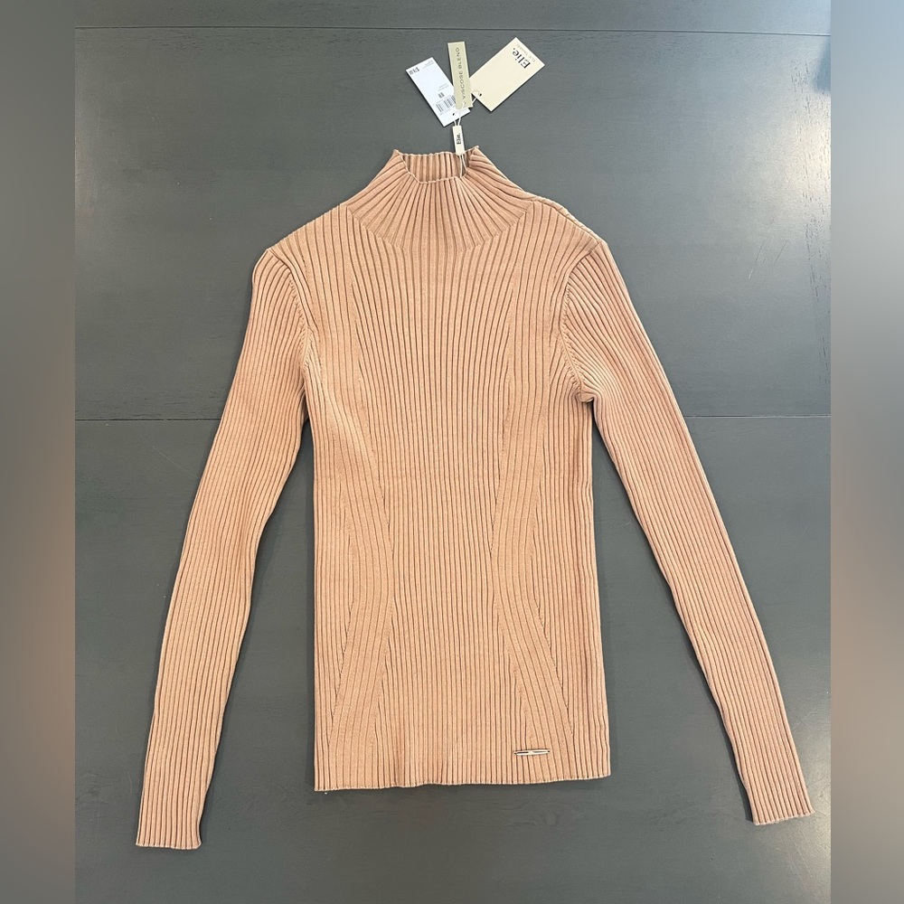 Elie Tahari Viscose Blend Sweater in Tan